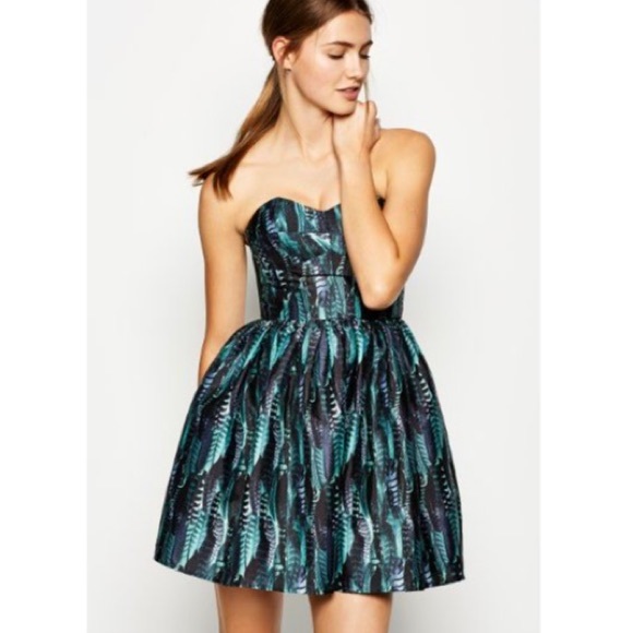 Jack Wills Dresses & Skirts - 🚫SOLD🚫NWT - Jack Wills Fabulously British Strapless Dress - US 8
